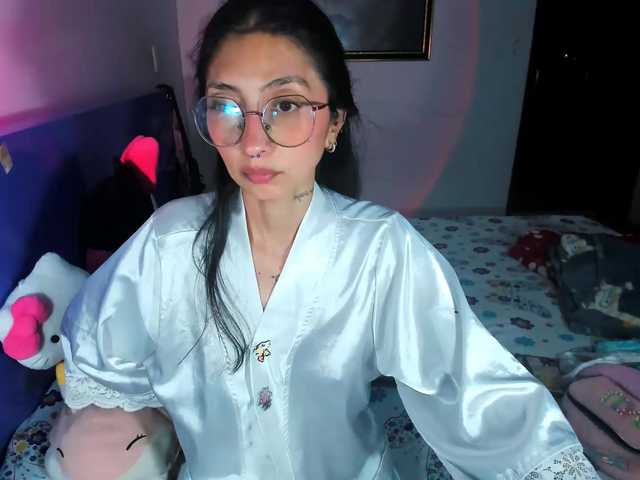 Anaislux live cam on BongaCams