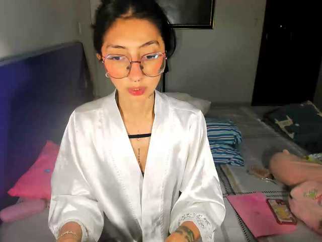 Anaisl_ux live webcam show