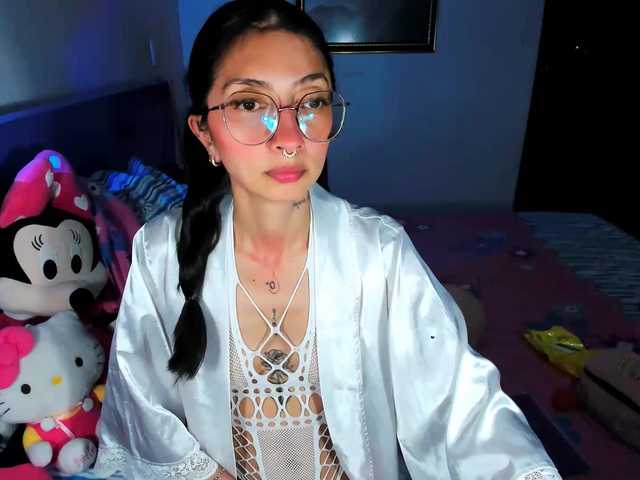 Anaislux live cam on BongaCams