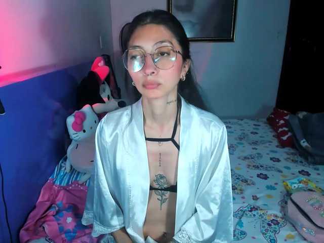 Anaislux live cam on BongaCams