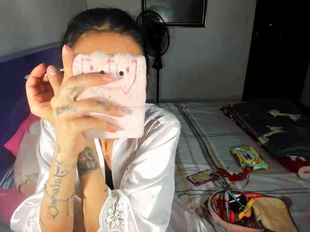 Anaisl_ux webcam