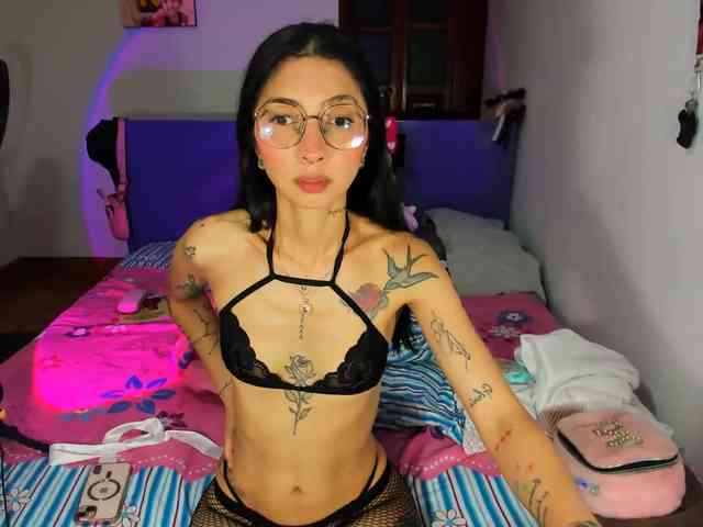 Anaisl_ux webcam