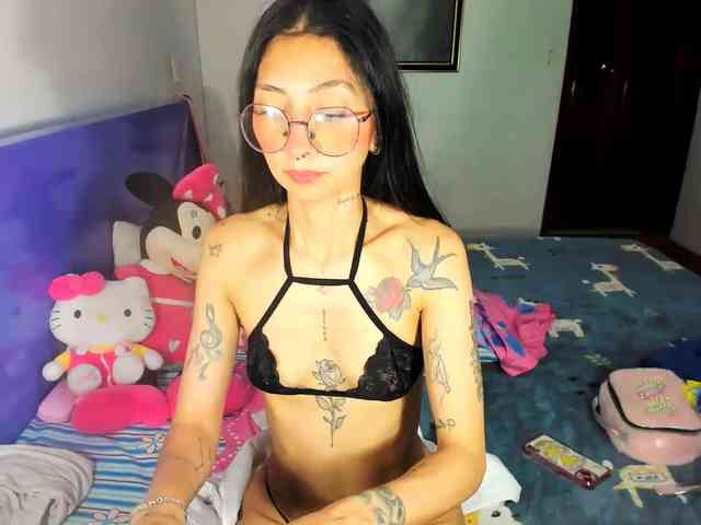 Anaisl_ux webcam