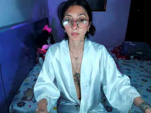 Anaisl_ux webcam