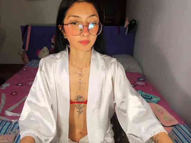 Anaisl_ux webcam