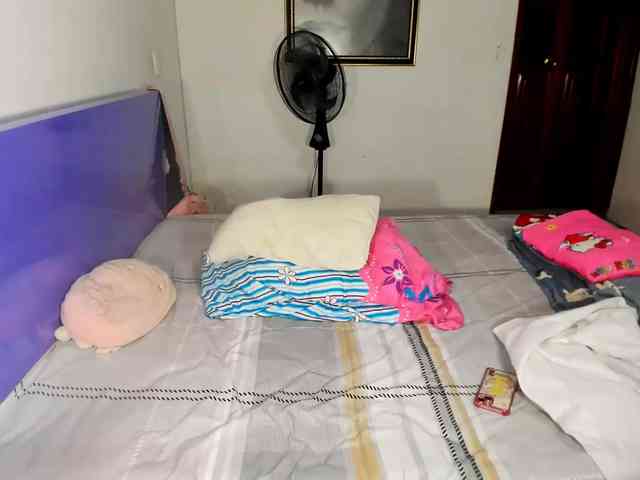 Anaisl_ux webcam