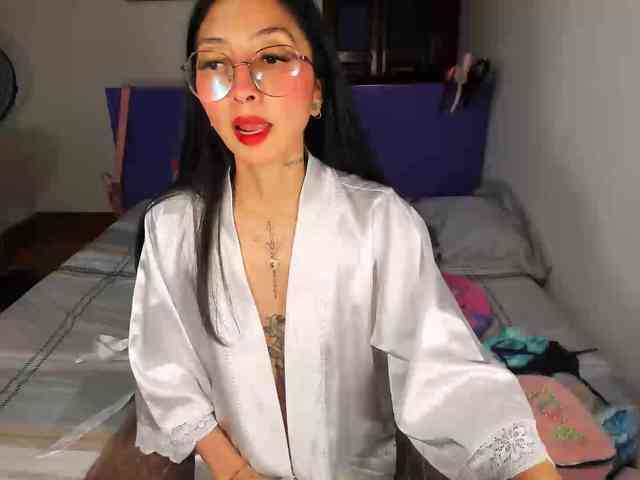Anaisl_ux webcam