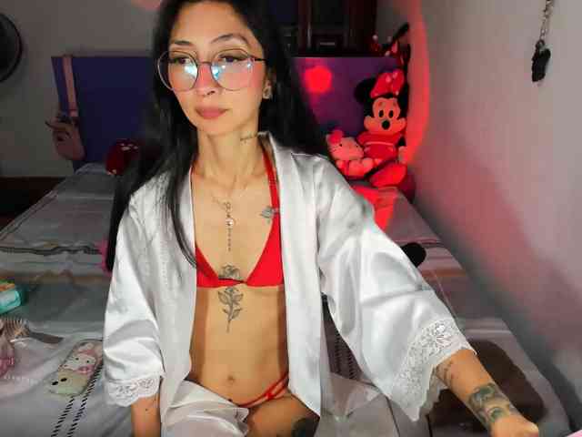 Anaisl_ux webcam