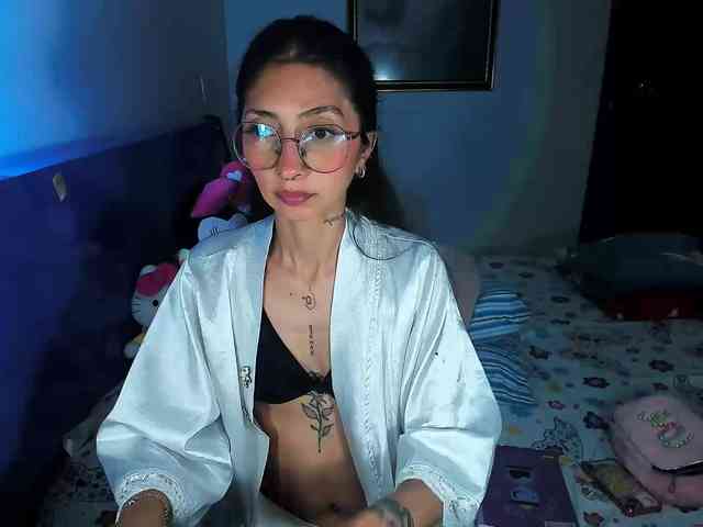 Anaisl_ux webcam