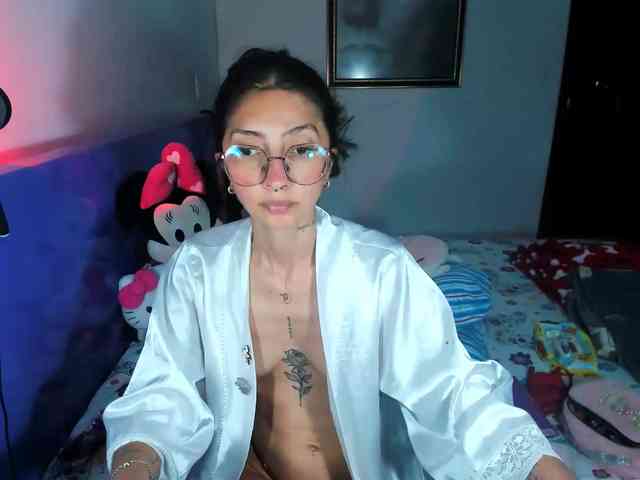 Anaisl_ux webcam