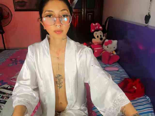 Anaisl_ux webcam