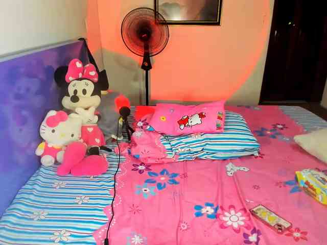 Anaisl_ux webcam