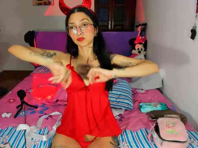 Anaisl_ux webcam