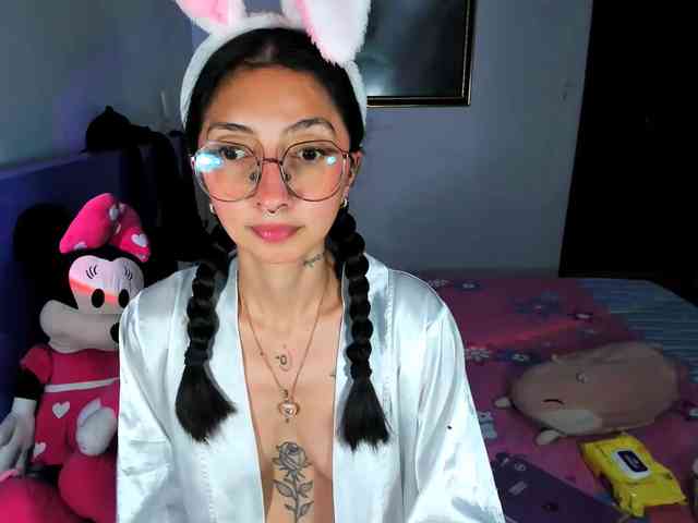 Anaisl_ux webcam