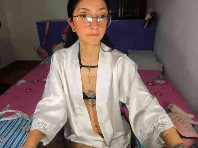 Anaisl_ux webcam
