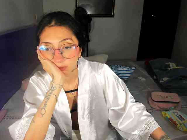 Anaisl_ux webcam