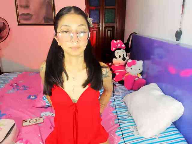 Anaisl_ux webcam