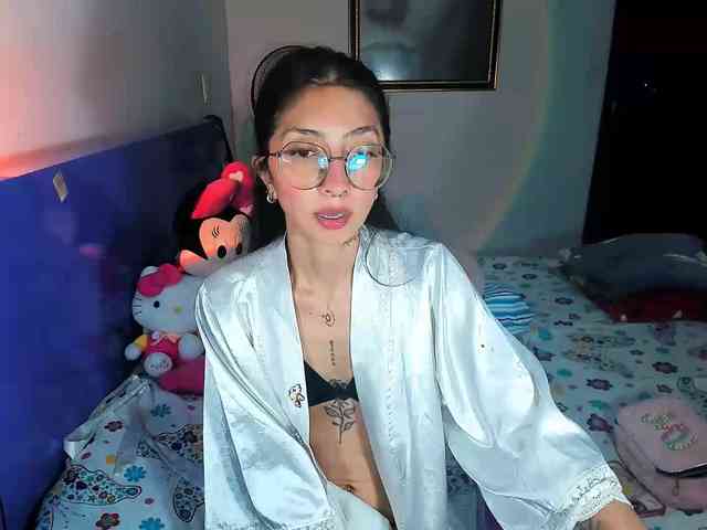 Anaisl_ux webcam