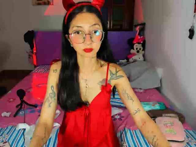 Anaisl_ux webcam