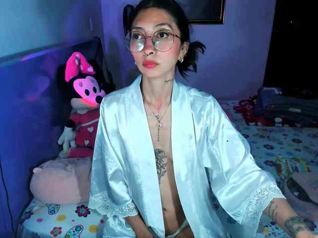 Anaisl_ux webcam