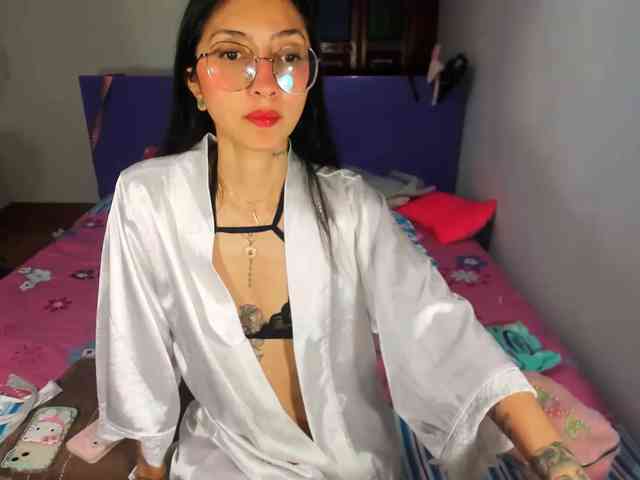 Anaisl_ux webcam