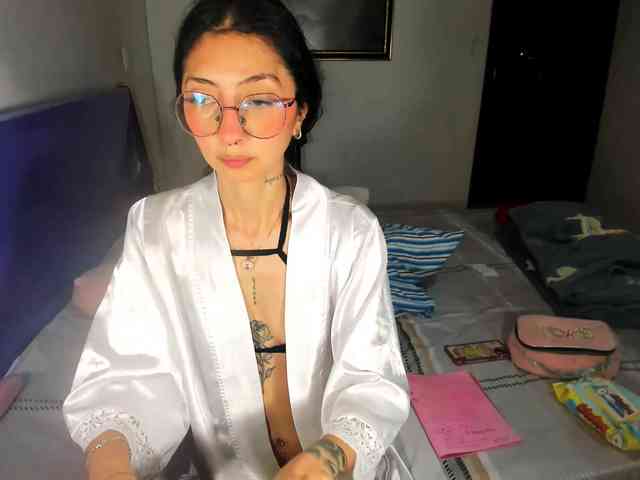 Anaisl_ux webcam