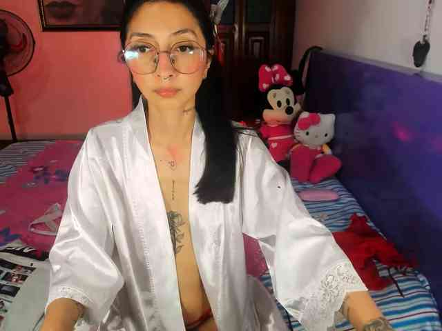 Anaisl_ux webcam