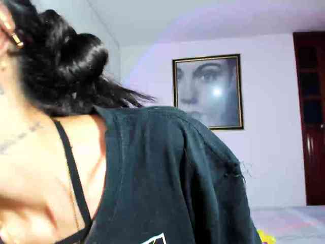 Anaisl_ux webcam