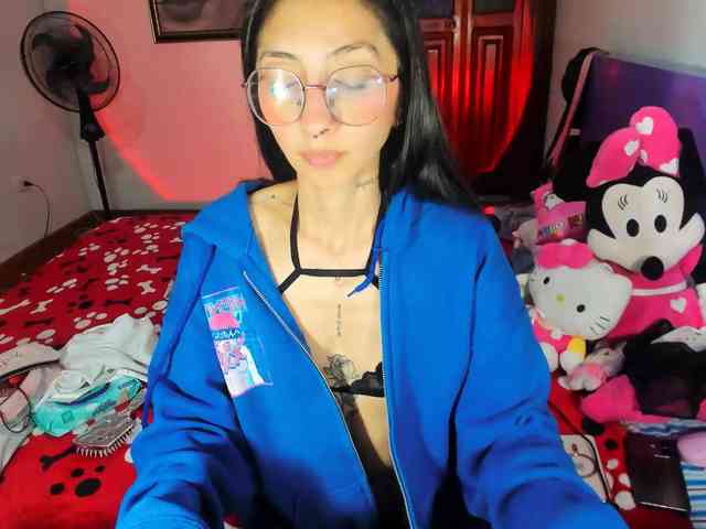 Anaisl_ux webcam
