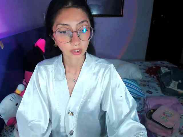 Anaisl_ux webcam