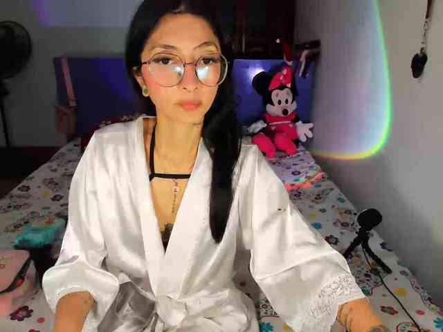 Anaisl_ux webcam