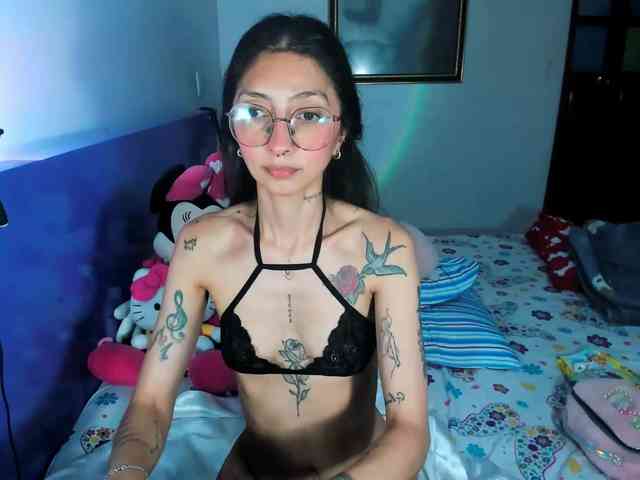 Anaisl_ux webcam