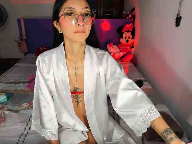 Anaisl_ux webcam