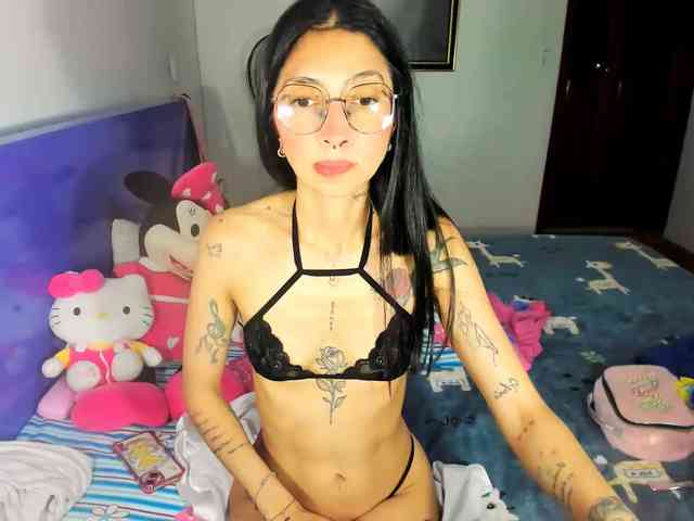 Anaisl_ux webcam