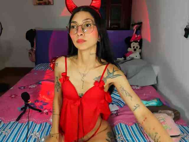 Anaisl_ux webcam