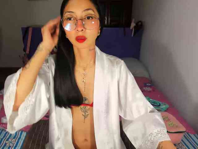 Anaisl_ux webcam