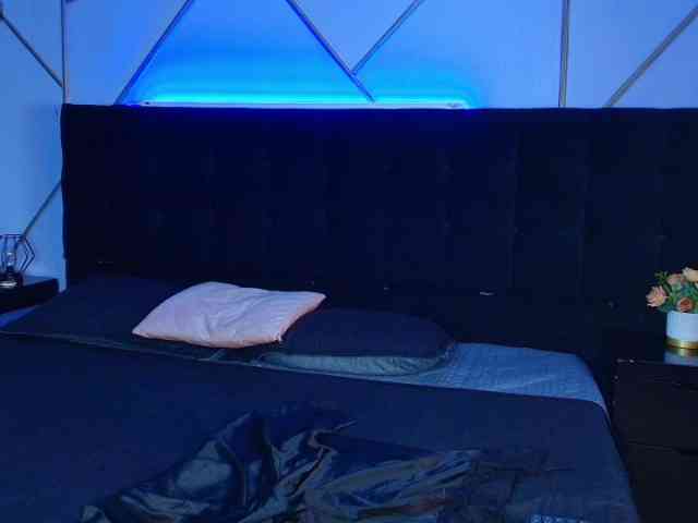 Miaa-Sophiaa Sex Cam Show