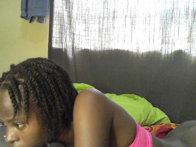 Slimsexy1 live cam on BongaCams