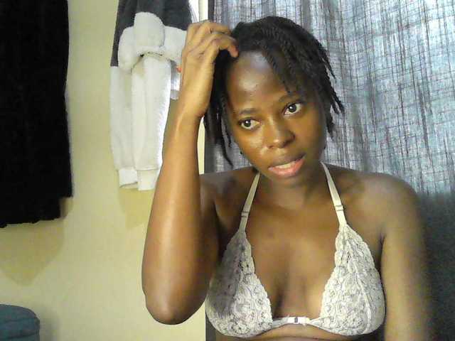 Slimsexy1 live cam on BongaCams