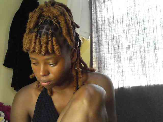 Slimsexy1 Live Webcam on BongaCams