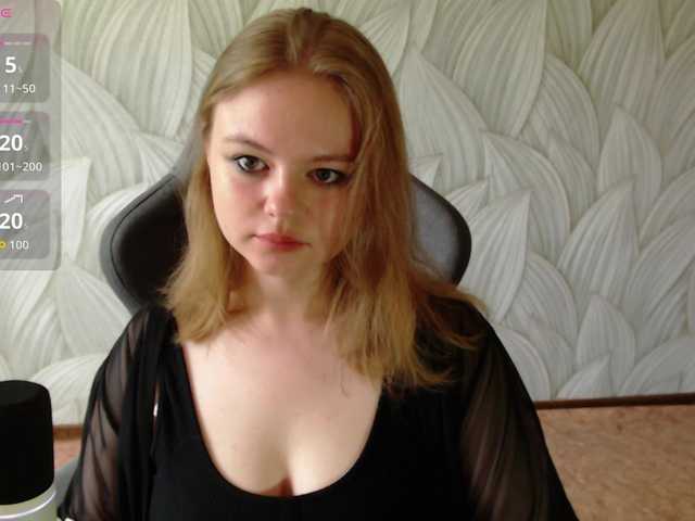 Kitty-Rain live cam on BongaCams