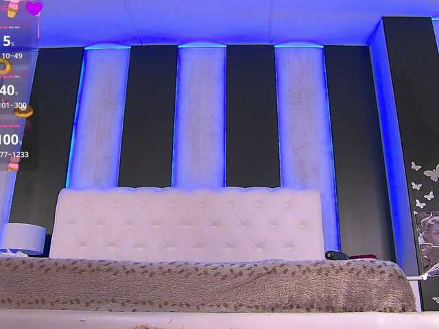 Sex chat gratuit in direct cu MiaAddison pe BongaCams