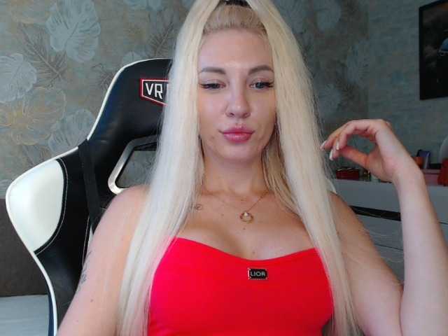 18Kristy778 live cam on BongaCams