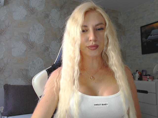 18Kristy778
