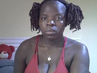 Sexyamadah-012's Live Webcam