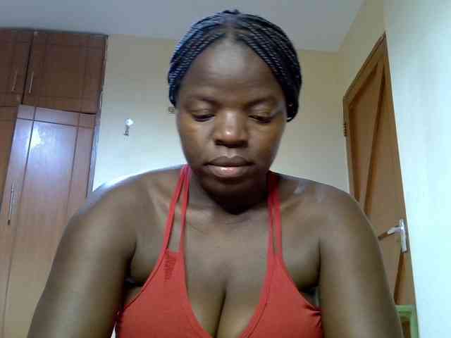 Sexyamadah-012 webcam