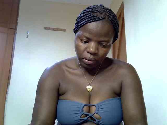 Sexyamadah-012 webcam