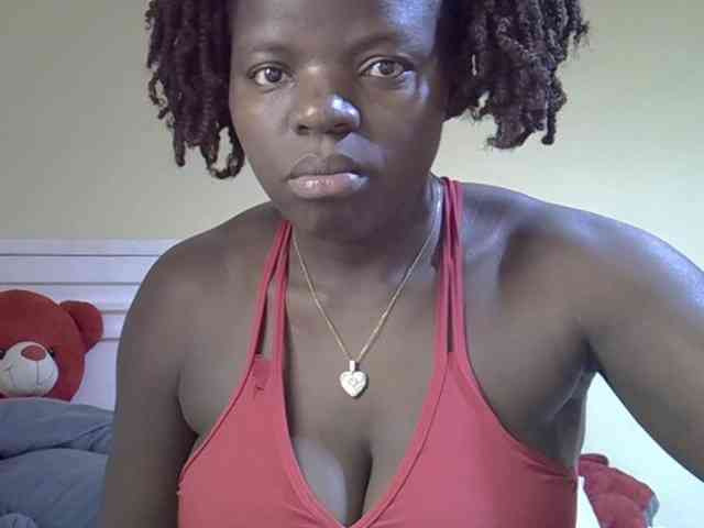 Sexyamadah-012 webcam