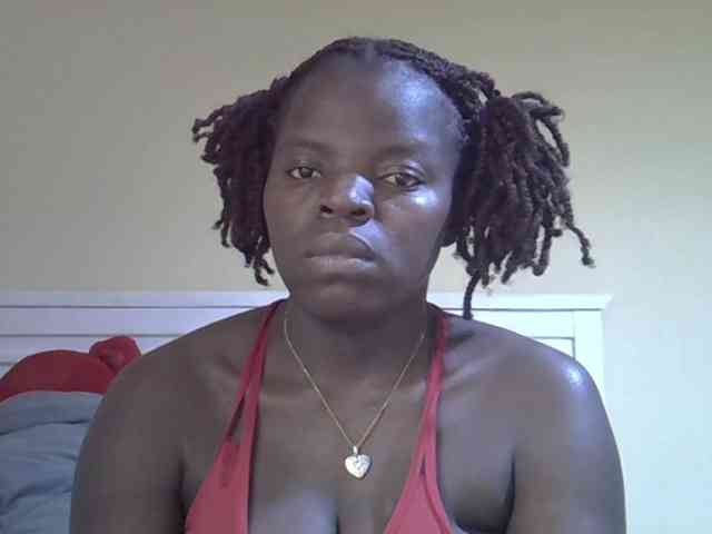 Sexyamadah-012 webcam