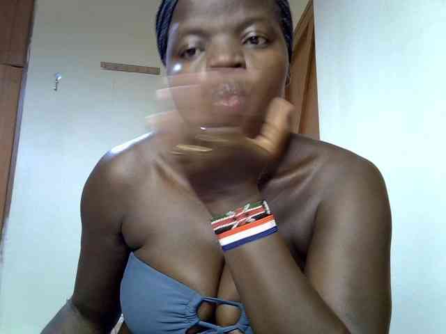 Sexyamadah-012 webcam